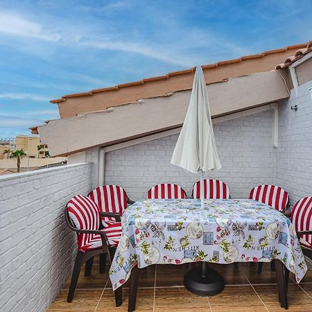 Red Large Family Apartment, Three Floors, 10 Guests Costa Adeje  Exterior photo
