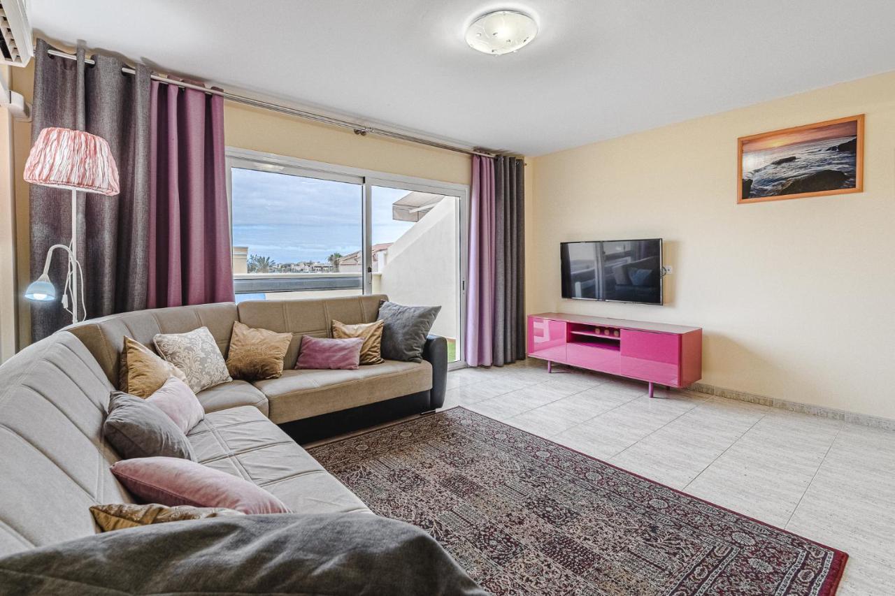 Red Large Family Apartment, Three Floors, 10 Guests Costa Adeje  Exterior photo