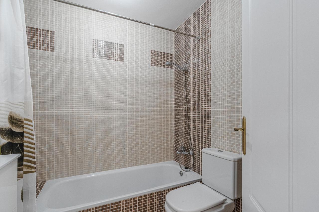 Red Large Family Apartment, Three Floors, 10 Guests Costa Adeje  Exterior photo
